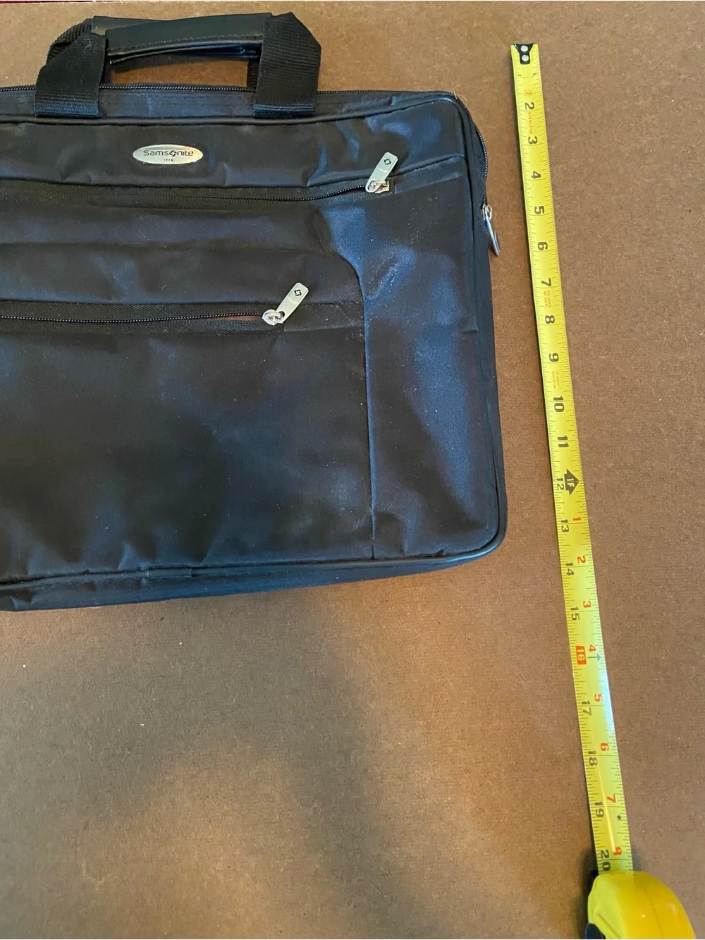 Samsonite Black Laptop Briefcase with Front Zip Pockets